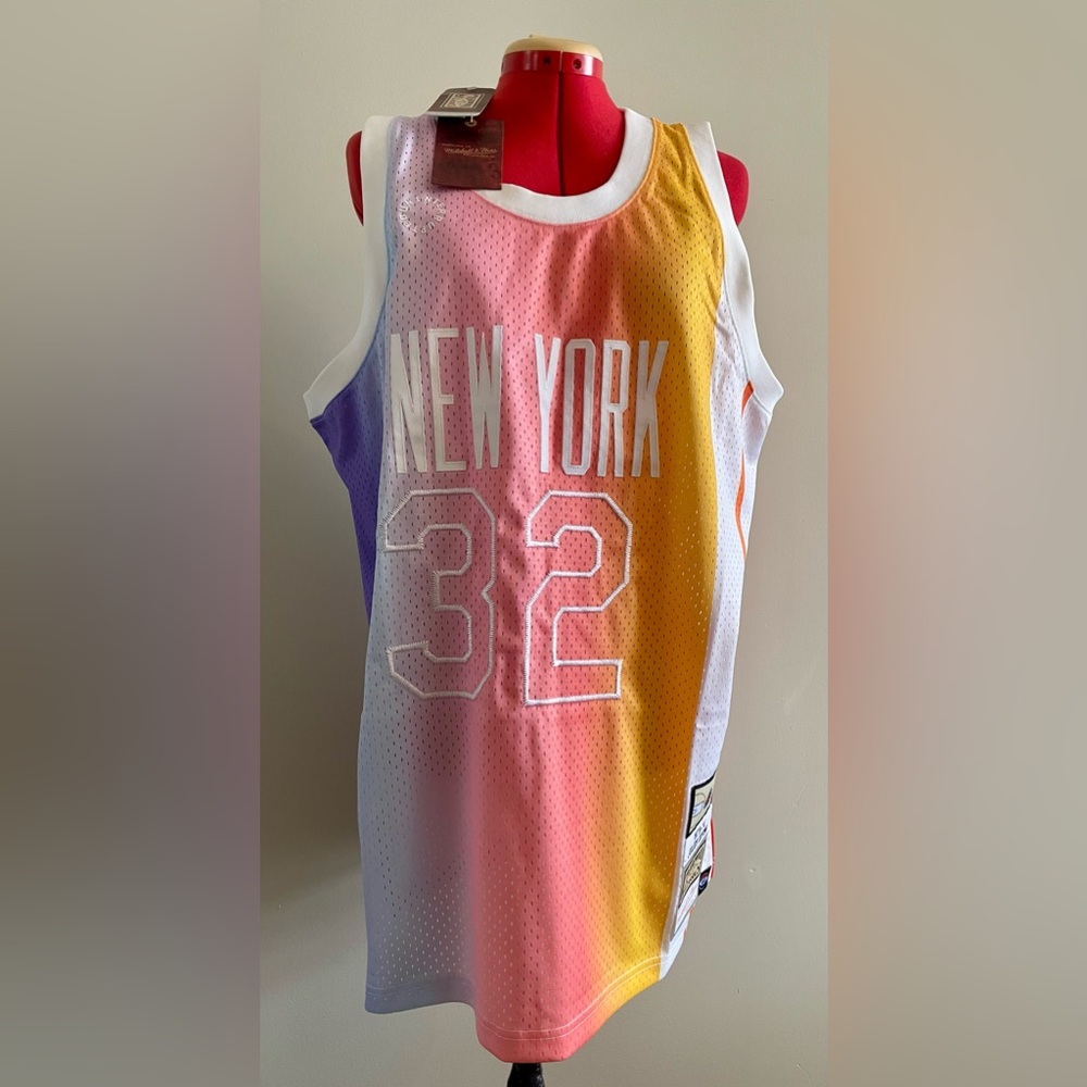 Mitchell & Ness Hardwood Classics New York Knicks Jersey #32 NWT Sz. 2XL